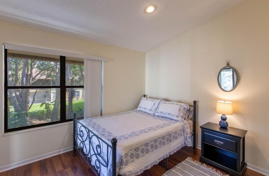 Image 16 of property listing at 13165 Chadwick Court 32, Wellington, FL 33414