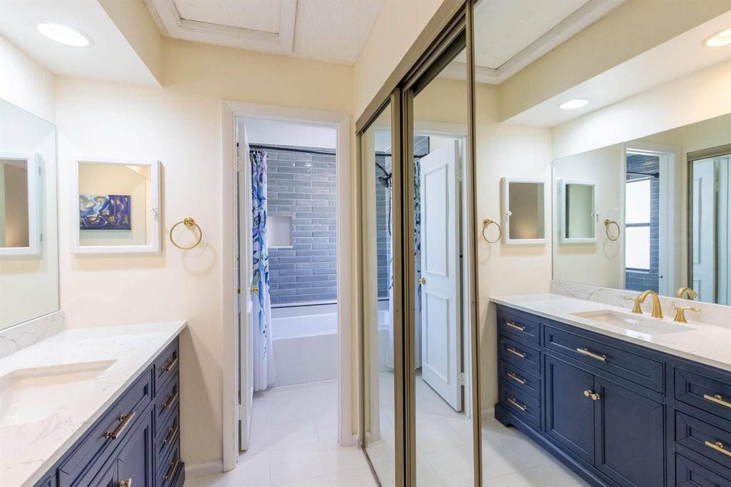 Image 21 of property listing at 13165 Chadwick Court 32, Wellington, FL 33414