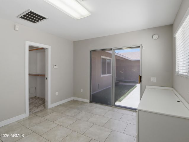 9627 W LINDGREN Avenue, Sun City, AZ 85373