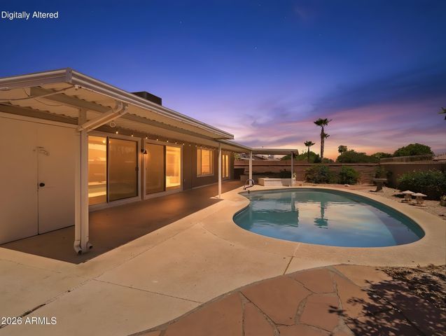 9627 W LINDGREN Avenue, Sun City, AZ 85373