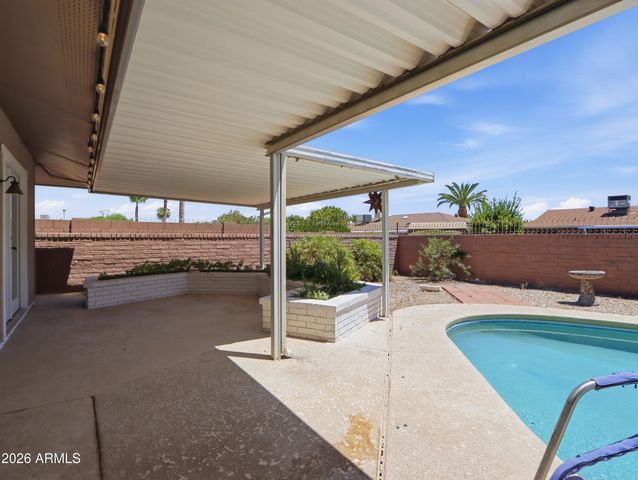 9627 W LINDGREN Avenue, Sun City, AZ 85373