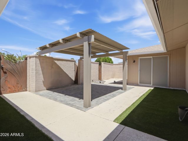 9627 W LINDGREN Avenue, Sun City, AZ 85373
