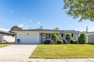 36268 Jeffrey Drive, Sterling Heights, MI 48310