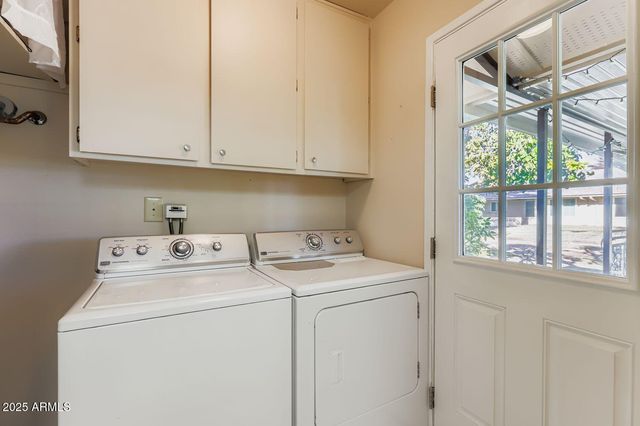 9524 W GREENWAY Road, Sun City, AZ 85351