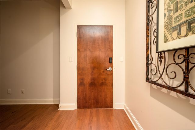 465 S Main St Apt 303, Memphis, TN 38103