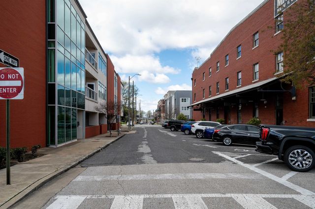 465 S Main St Apt 303, Memphis, TN 38103