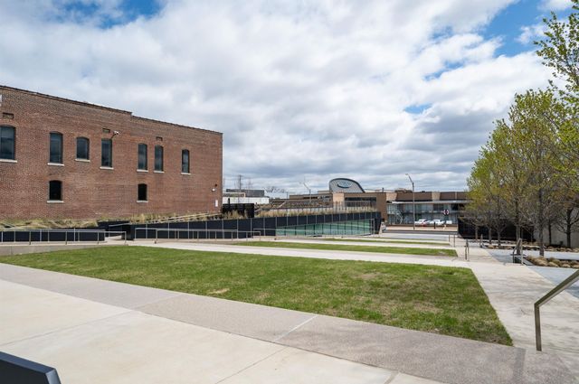 465 S Main St Apt 303, Memphis, TN 38103