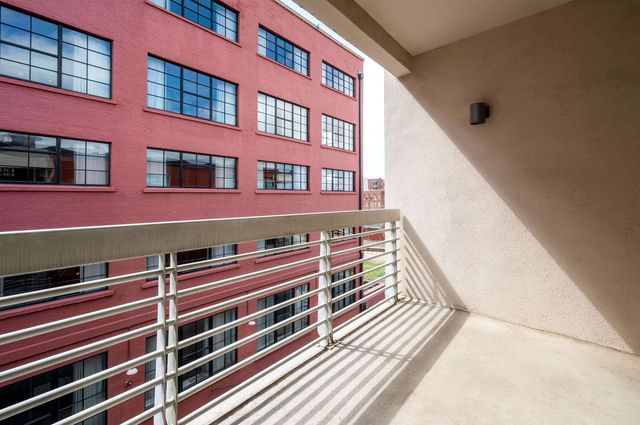 465 S Main St Apt 303, Memphis, TN 38103