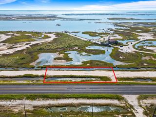 3348 S Highway 35 S, Rockport, TX 78382