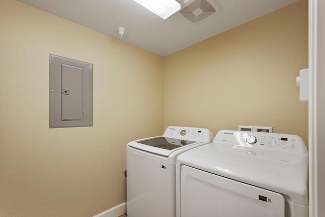 3670 Rapallo Way, Manteca, CA 95337