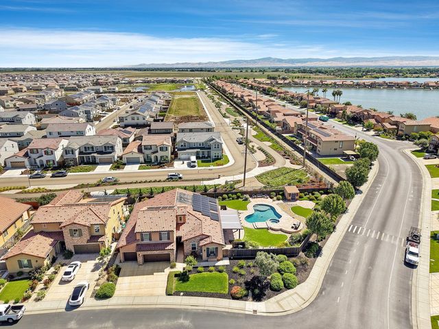 3670 Rapallo Way, Manteca, CA 95337