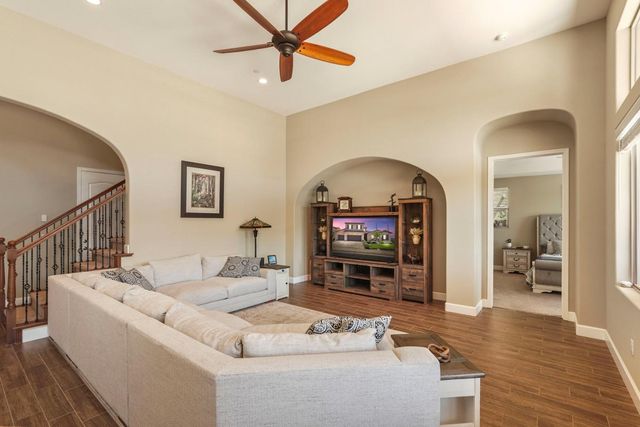 3670 Rapallo Way, Manteca, CA 95337