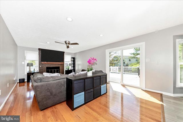 19010 WOOTTON AVE, Poolesville, MD 20837