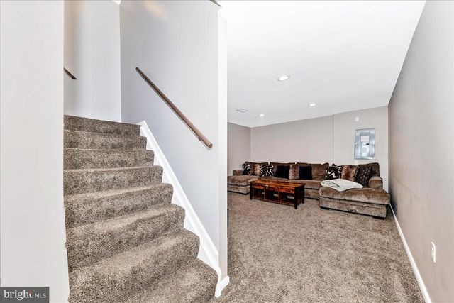 19010 WOOTTON AVE, Poolesville, MD 20837
