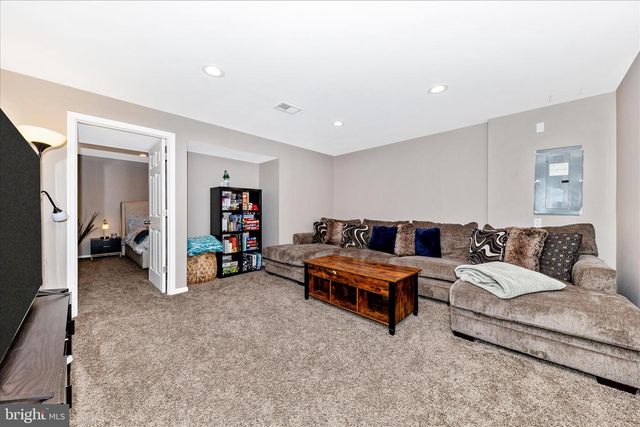 19010 WOOTTON AVE, Poolesville, MD 20837