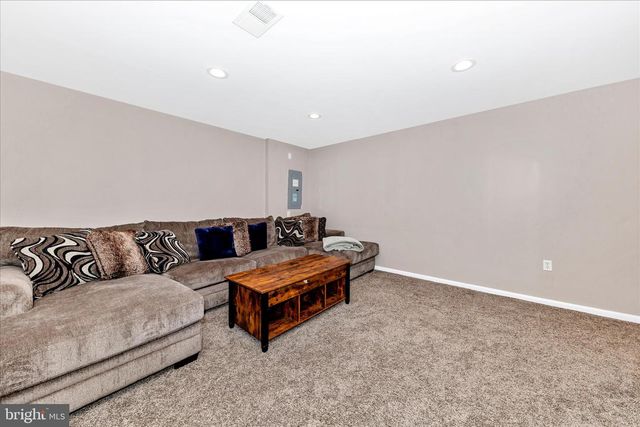 19010 WOOTTON AVE, Poolesville, MD 20837
