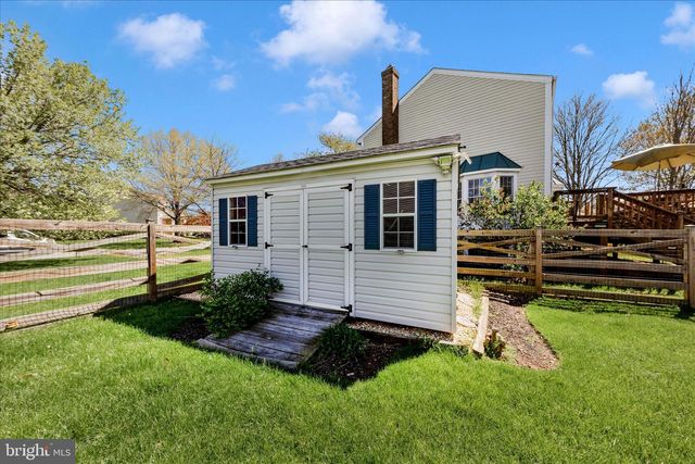 19010 WOOTTON AVE, Poolesville, MD 20837