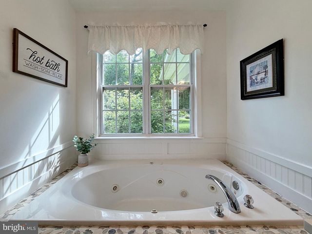 13655 WAVERLY POINT RD, Newburg, MD 20664