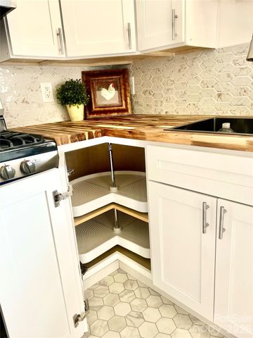 358 Woodlawn Avenue, Cramerton, NC 28032