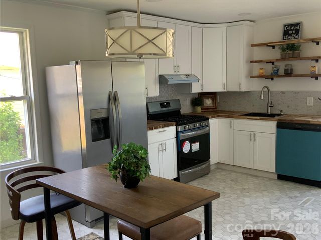 358 Woodlawn Avenue, Cramerton, NC 28032