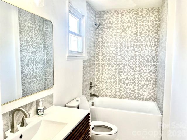 358 Woodlawn Avenue, Cramerton, NC 28032