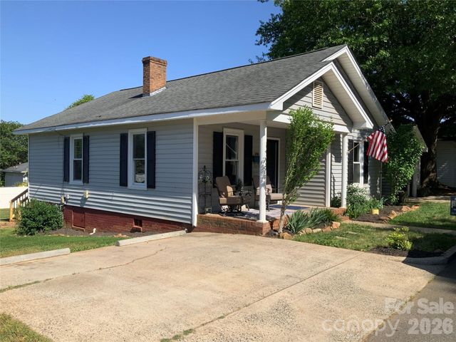 358 Woodlawn Avenue, Cramerton, NC 28032