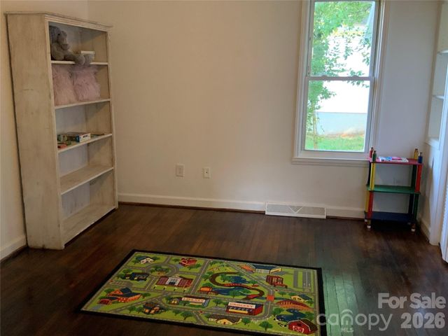 358 Woodlawn Avenue, Cramerton, NC 28032