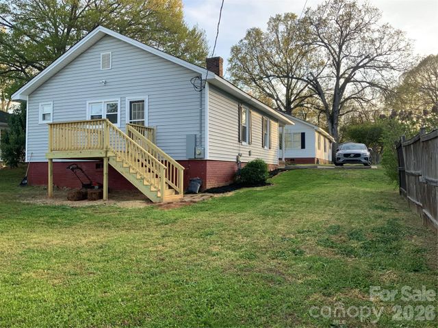 358 Woodlawn Avenue, Cramerton, NC 28032
