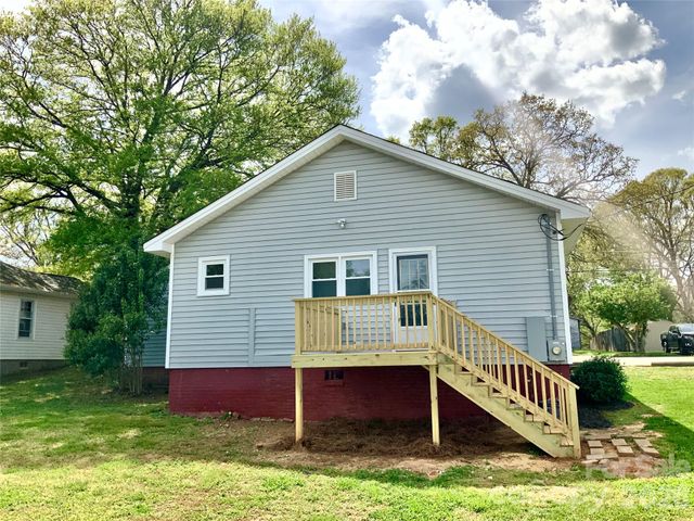 358 Woodlawn Avenue, Cramerton, NC 28032