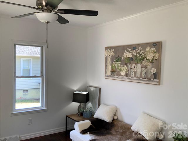 358 Woodlawn Avenue, Cramerton, NC 28032