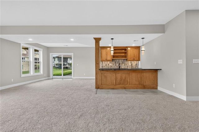 4867 NW Vicolo Dellamore Way, Riverside, MO 64150