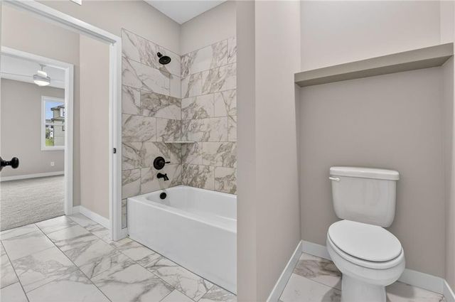4867 NW Vicolo Dellamore Way, Riverside, MO 64150