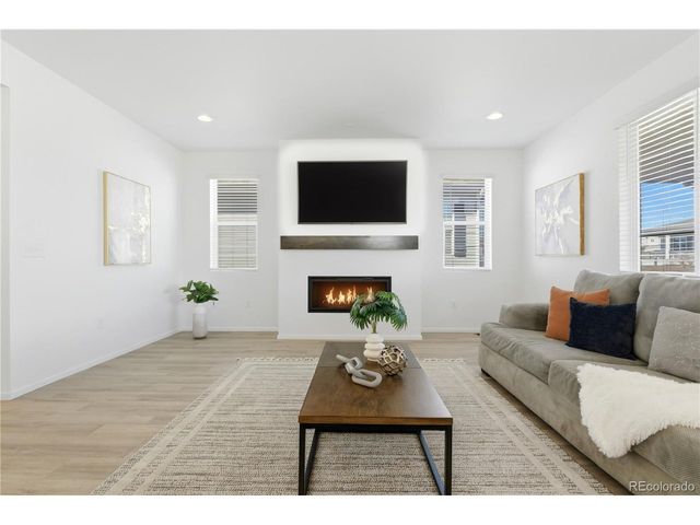 9074 Truckee Ct, Commerce City, CO 80022