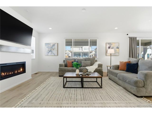 9074 Truckee Ct, Commerce City, CO 80022