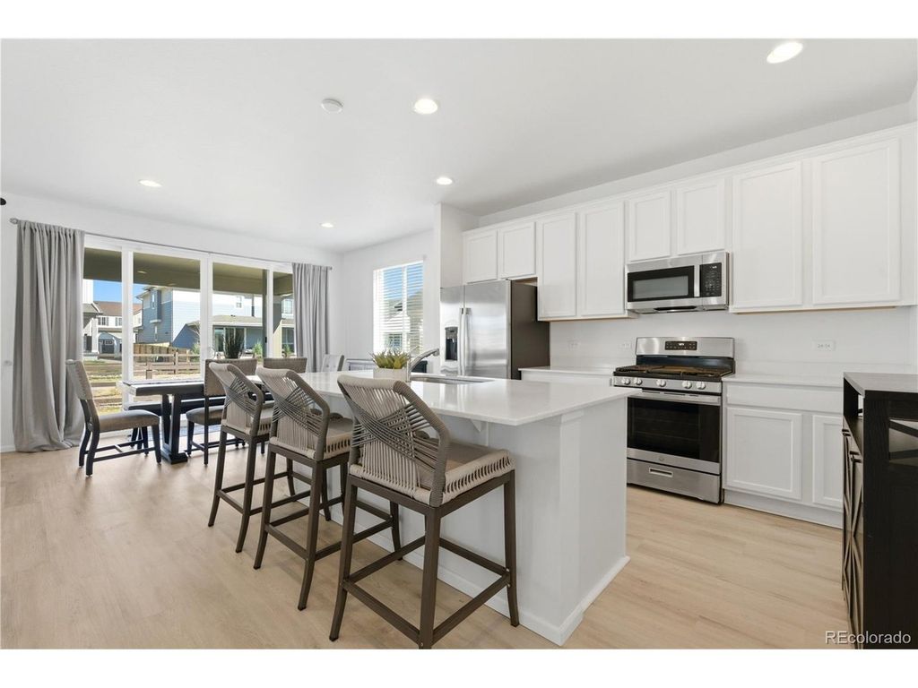 9074 Truckee Ct, Commerce City, CO 80022