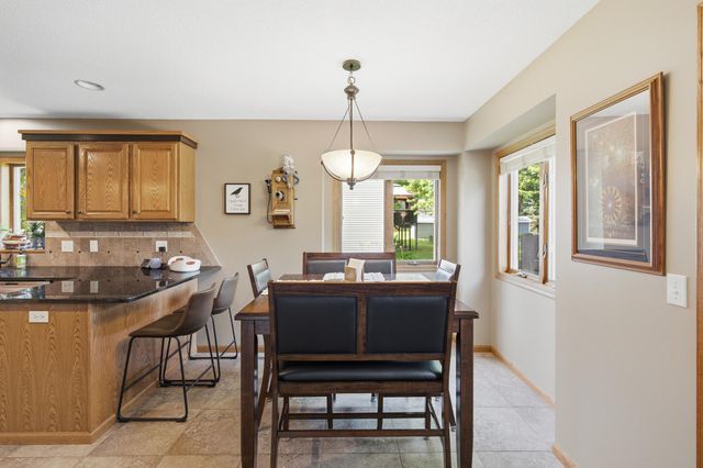 1576 La Mar Drive, Mankato, MN 56003