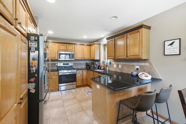 1576 La Mar Drive, Mankato, MN 56003
