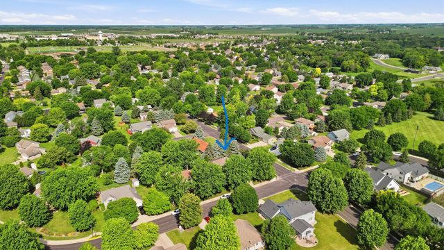 1576 La Mar Drive, Mankato, MN 56003