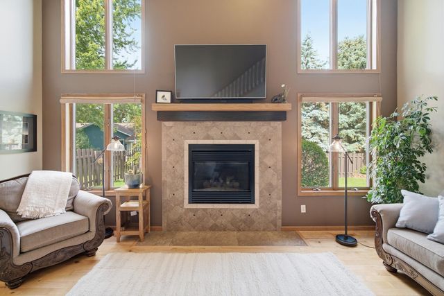 1576 La Mar Drive, Mankato, MN 56003