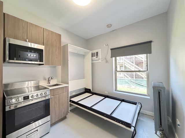 4700 N Racine Avenue 110, Chicago, IL 60640