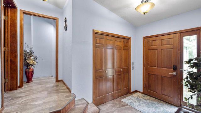 E1233 PINE TREE, Waupaca, WI 54981