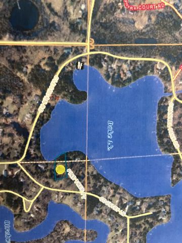 E1233 PINE TREE, Waupaca, WI 54981