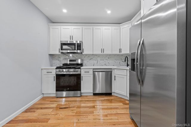 21739 114th Road, Cambria Heights, NY 11411