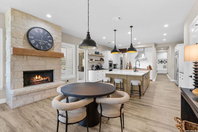 192 RIVERWOOD, Boerne, TX 78006