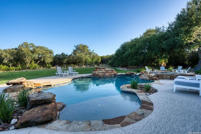 192 RIVERWOOD, Boerne, TX 78006