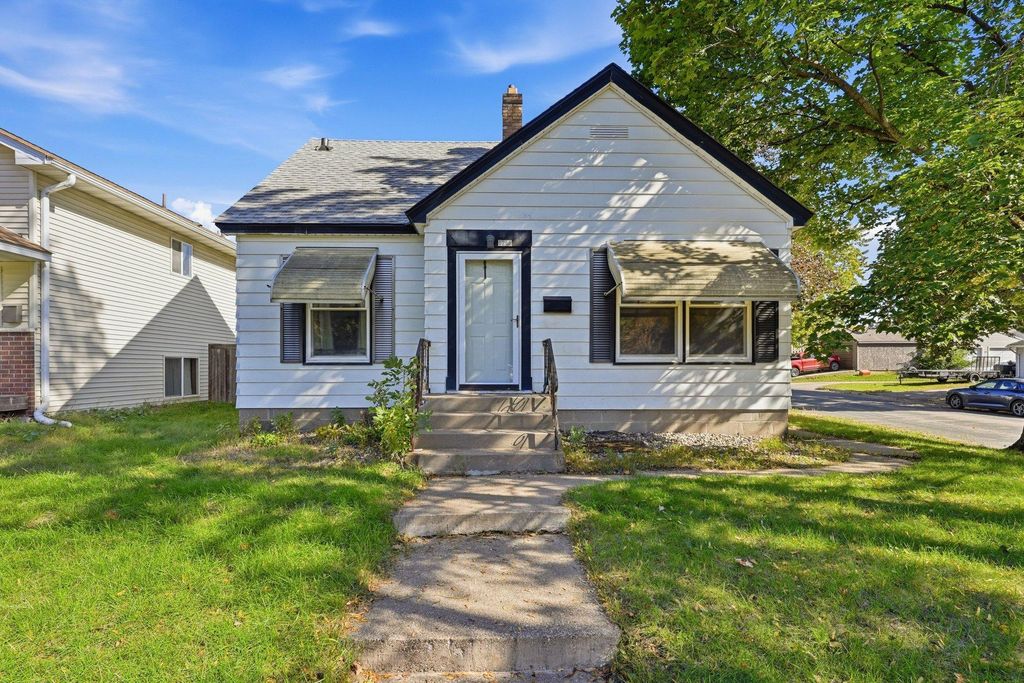 1255 6th Avenue S, South Saint Paul, MN 55075 — exterior