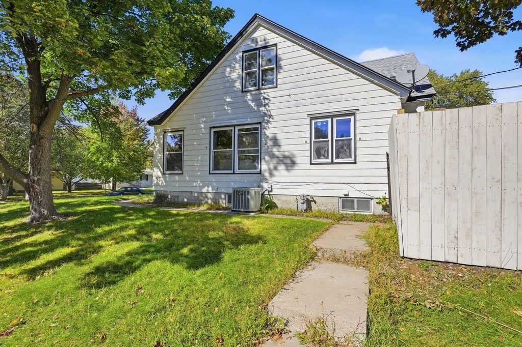 1255 6th Avenue S, South Saint Paul, MN 55075 — photo 4