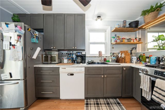 4202 Shimerville Road, Clarence, NY 14031