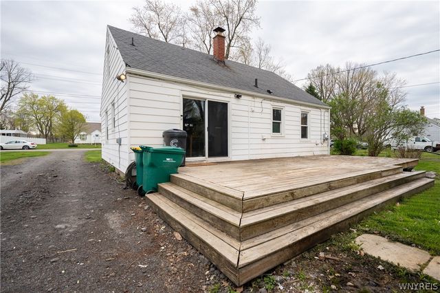 4202 Shimerville Road, Clarence, NY 14031