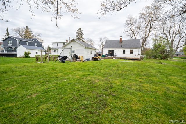 4202 Shimerville Road, Clarence, NY 14031